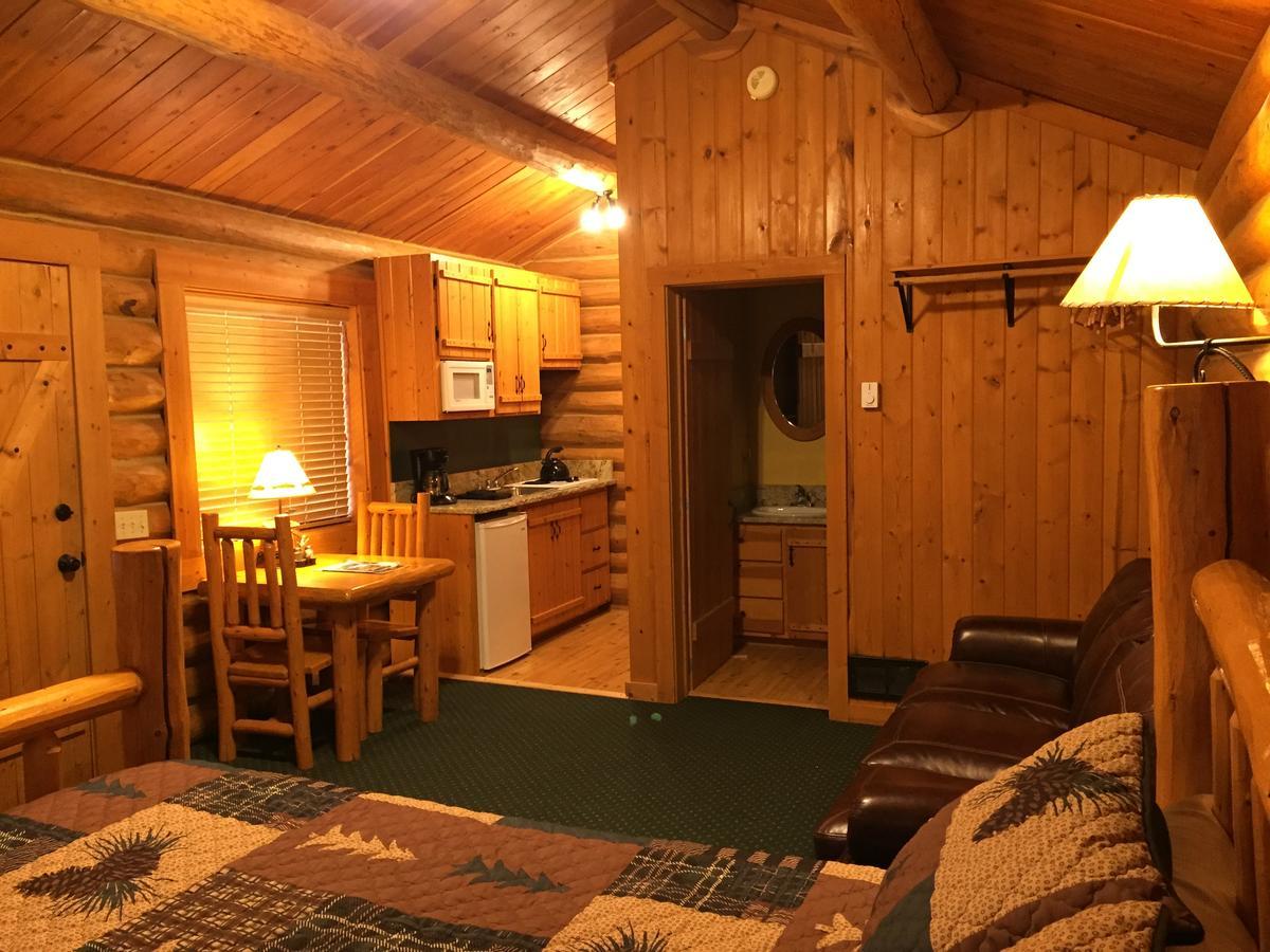 Somers Bay Log Cabin Lodging Hotell Eksteriør bilde