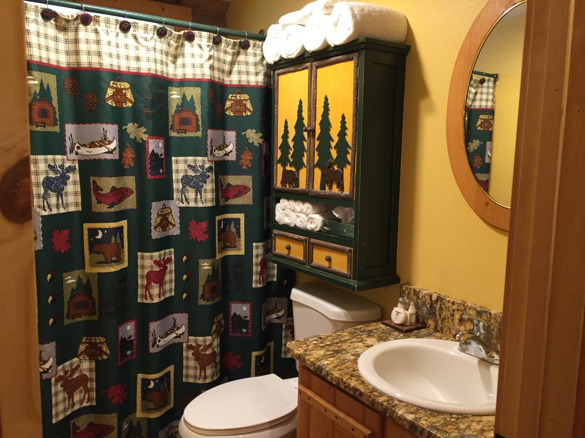Somers Bay Log Cabin Lodging Hotell Eksteriør bilde